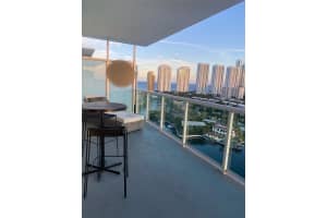 400 Sunny Isles Blvd 2007, Sunny Isles Beach
