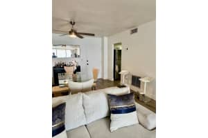 1865 79th St Cswy 16e North Bay Village, FL 33141 - MLS#A11840207