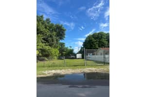 130 Ne 75th St Miami, FL 33138 Sold 10/10/25