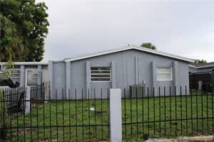 MLS# A11840213, Hollywood, Florida 33024