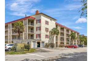 3001 NW 48th Ave APT 444, Lauderdale Lakes, FL 33313, - MLS#A11840229