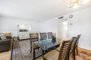 5300 Washington St APT Q207, Hollywood, FL 33021, - MLS#A11840241