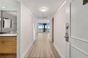 5401 Collins Ave APT 629, Miami Beach, FL 33140, - MLS#A11840270