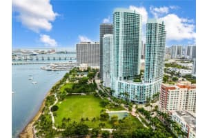 1900 N Bayshore Dr 3715, Miami
