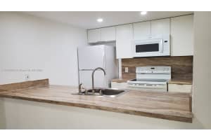 MLS# A11840294, Doral, Florida 33166