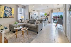 12136 Nw 24th Ct, Miami