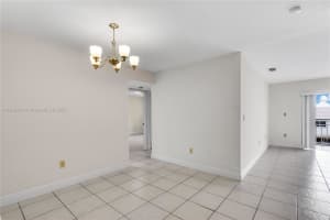 8425 NW 8th St APT 304, Miami, FL 33126, - MLS#A11840374