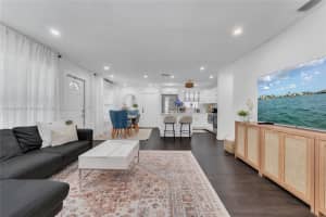 2851 Washington St, Hollywood, FL 33020, - MLS#A11840467