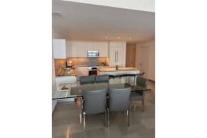 88 SW 7th St Apartment 3104, Miami, FL 33130, - MLS#A11840479