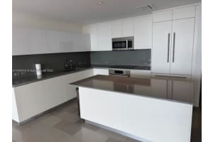 88 SW 7th St Apartment 3104, Miami, FL 33130, - MLS#A11840479