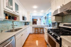 204 S Seacrest Cir, Delray Beach, FL 33444 - MLS#A11840516