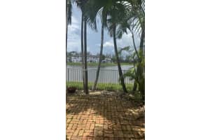 7844 Nw 114th Path 7844, Doral