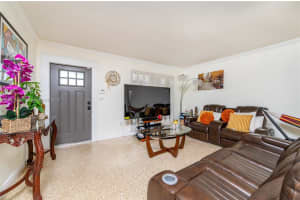 9370 SW 61st St, Miami, FL 33173, - MLS#A11840522