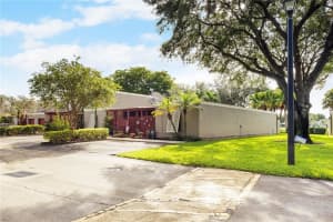 1341 W Fairway Rd #1, Pembroke Pines, FL 33026, - MLS#A11840533