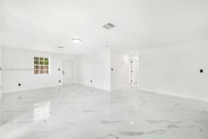 10520 Sw 160th St, Miami