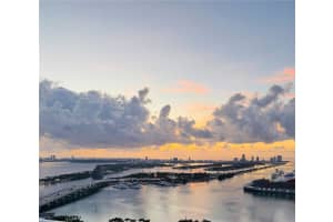 900 Biscayne Bay, 900 Biscayne Blvd APT 4504, Miami, FL 33132, - MLS#A11840602