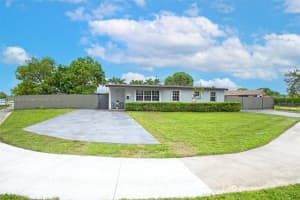 5001 Sw 113th Ct, Miami