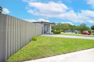 5001 Sw 113th Ct Miami, FL 33165 - MLS#A11840625