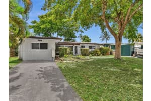 2454 Nassau Ln Fort Lauderdale, FL 33312 - MLS#A11840633
