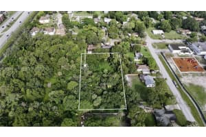 1 Tennessee Ave Fort Pierce, FL 34947 - MLS#A11840647