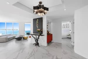 300 S Pointe Dr 2201, Miami Beach