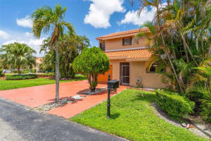 19631 Cypress Ct, Hialeah, FL 33015, Sold 08/26/25