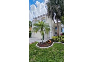 140 Nw 151st Ave Pembroke Pines, FL 33028 - MLS#A11840695