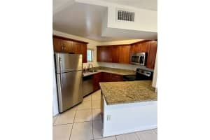 8363 Lake Dr 301 Doral, FL 33166 - MLS#A11840718