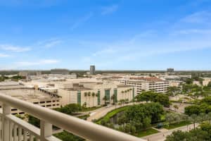 19501 W Country Club Dr 1410, Aventura