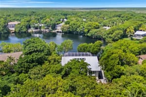 10 Mahogany, Key Largo