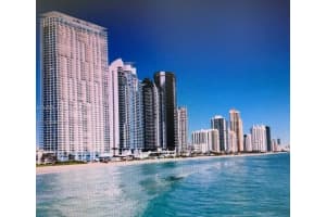 16919 N Bay Rd, Sunny Isles Beach, FL 33160, Sold 11/04/25
