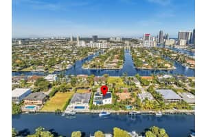 307 Holiday Dr, Hallandale Beach, FL 33009, - MLS#A11840957