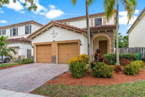 9329 Sw 227th Ter, Cutler Bay