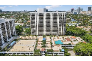 3640 Yacht Club Dr 410, Aventura, FL 33180 - MLS#A11841086