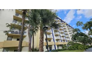 801 NW 47th Ave APT 120W, Miami, FL 33126, Sold 09/09/25