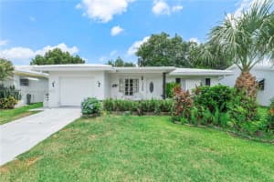 7104 NW 71st Ave, Tamarac, FL 33321, - MLS#A11841200