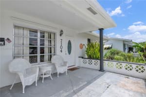 7104 NW 71st Ave, Tamarac, FL 33321, - MLS#A11841200