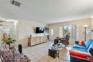 7104 NW 71st Ave, Tamarac, FL 33321, - MLS#A11841200