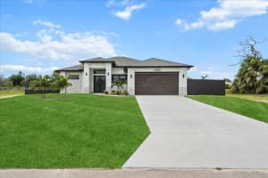 1425 SW 11th Ct, Cape Coral, FL 33991, - MLS#A11841203