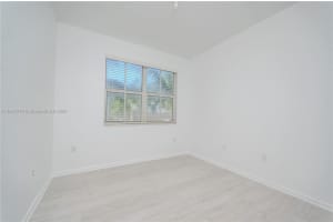 11501 Nw 89th St 202, Doral