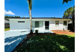 1649 NE 30th Ct, Pompano Beach, FL 33064, - MLS#A11841283