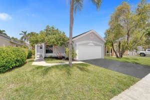 2702 Arborwood Rd, Davie, FL 33328, - MLS#A11841290