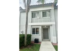 20845 Nw 3rd Ct, Pembroke Pines