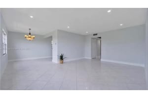 13450 SW 3rd St APT 401D, Pembroke Pines, FL 33027, - MLS#A11841354
