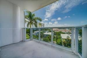 900 Bay Dr 303, Miami Beach