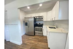 1025 Nw 7th Ave A-c, Fort Lauderdale