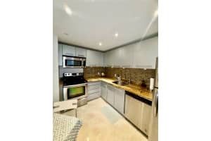 20100 W Country Club Dr Ph-04 Aventura, FL 33180 - MLS#A11841423