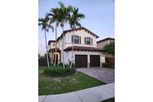 455 Se 34th Ter, Homestead