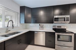 8225 Sw 81st Ct Miami, FL 33143 - MLS#A11841463