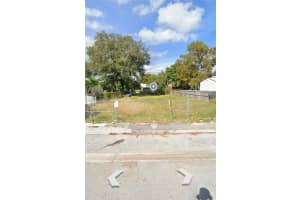 247 Nw 45th St Miami, FL 33127 Sold 08/29/25